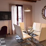 Autèntic Eixample Appartamento